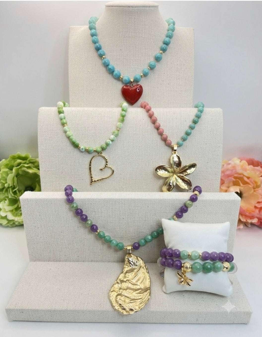 Colección “Jardín Botánico Dorado” Nombre “Corazón Turquesa de la Pasión”.